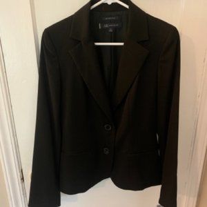Black Blazer - NWT - Size 6 Work Wear